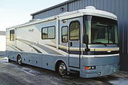 LARGE SELECTION OF PRE-OWNED RV S TO CHOOSE FROM Check Out Our Website For Complete Descriptions and Photos www.terryfrazersrv.