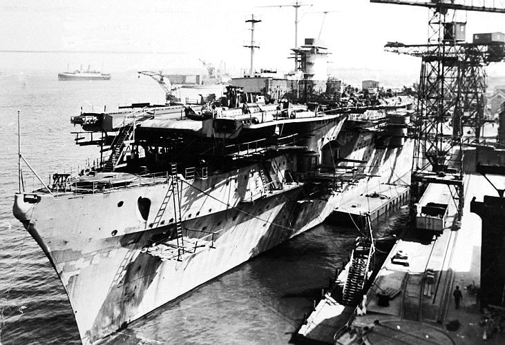The YORKTOWN-Class ships flight decks consisted primarily of thick Douglas fir wooden planks; laid over a combination of partial gallery deck spaces and a skeleton steel framework in areas where the