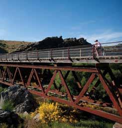 Exploring New Zealand EXTENDED CYCLING TOURS 2 Day Self-Guided Otago Central Rail Trail Cycling Adventure HIGHLIGHTS: Clyde Poolburn Gorge Ida Valley Centennial Trail Day 1: Wedderburn to Omakau