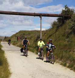 Graham Sydney. Stop for lunch at the Oturehua Tavern (own expense). Once in Omakau, you have reached the end of your ride for the day. Tonight s accommodation is at Tiger Hill Lodge or Wilsons.