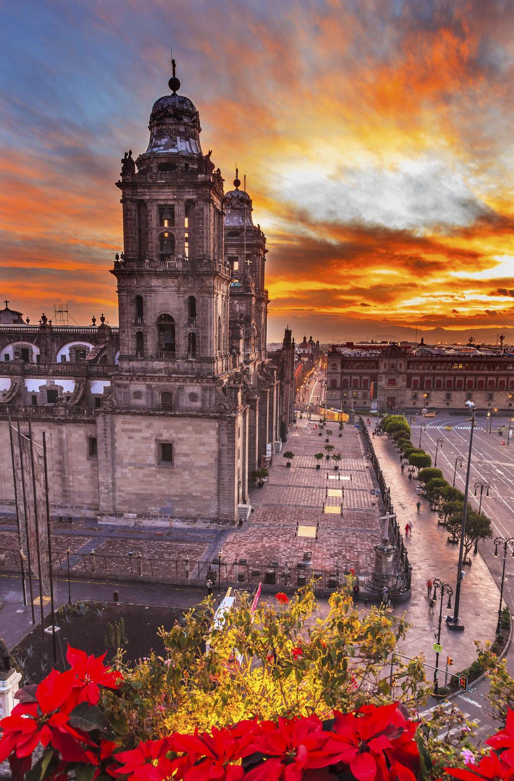 YOUR ITINERARY (cont.) structures stand alongside Spanish colonial buildings. Explore the Cathedral and view Rivera s Epic of the Mexican People inside the National Palace.