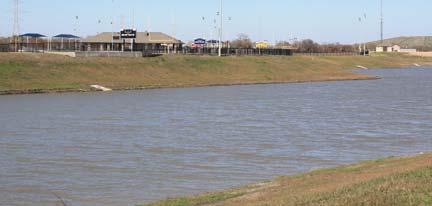 Rights have been obtained to pump water from the Trinity River to maintain a constant level in the event of a dry season or drought conditions.