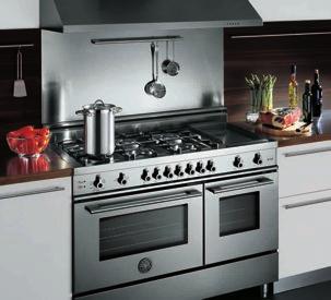 The useful auxiliary oven, without fan, has a special low temperature setting. A 48-inch six-burner worktop, and matching range hood and backsplash are also available.
