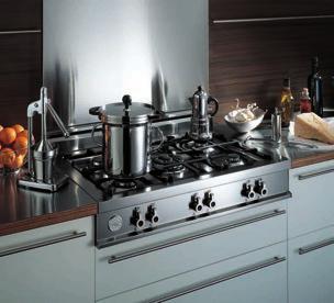 36-INCH GAS RANGE TOP 26 27 The Bertazzoni Professional Series range top has all the work top features