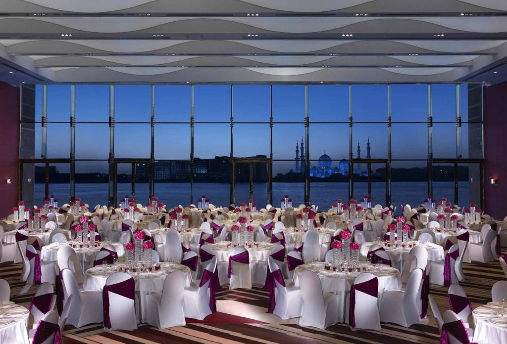 SOCIAL EVENTS Fresh, contemporary meeting venues, state-of-the-art audiovisual technology and delightful banqueting options make every moment at Fairmont Bab
