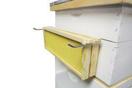 Frame Hardware and Accessories Stainless Steel Frame Perch If you have ever knocked over a frame that your propped against the hive you know why you need