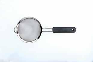 construction Soft, comfortable, non-slip handle SteeL 6" Strainer Perfect for straining pasta and vegetables, washing berries and more
