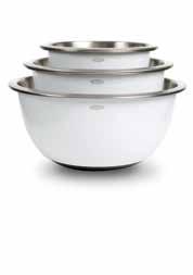 stabilizes Bowl while mixing Wide spout and non-slip handle for easy pouring 8 cup/2 qt capacity 87 KITCHEN TOOLS #1107600 #1144000 OXO allows me to