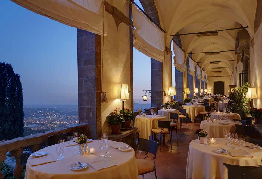 Delectable dining with a magnificent view La