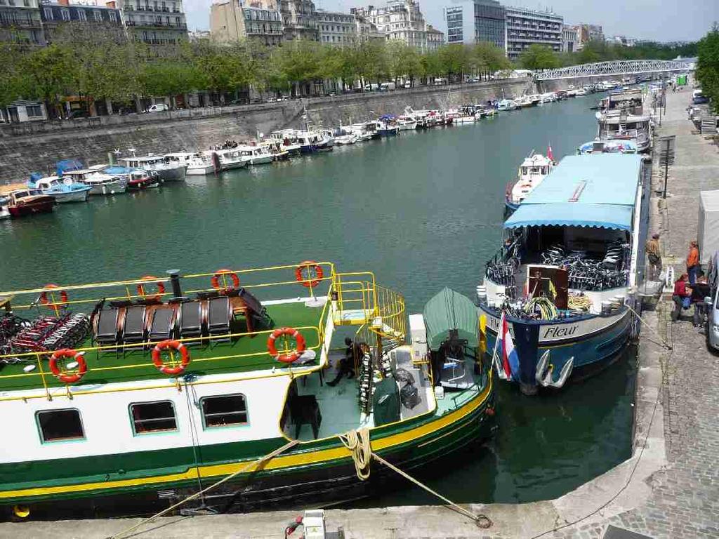Seine, is a canal from the Seine and up to Canal de The canal