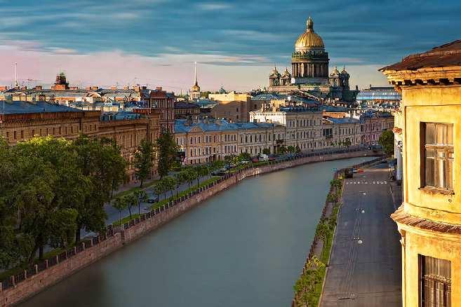 ST PETERSBURG ST PETERSBURG Welcome to St Petersburg! One of the world's most beautiful cities, St.