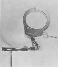 The picture in Figure 40 shows these cuffs being shimmed open with a thin piece of steel.