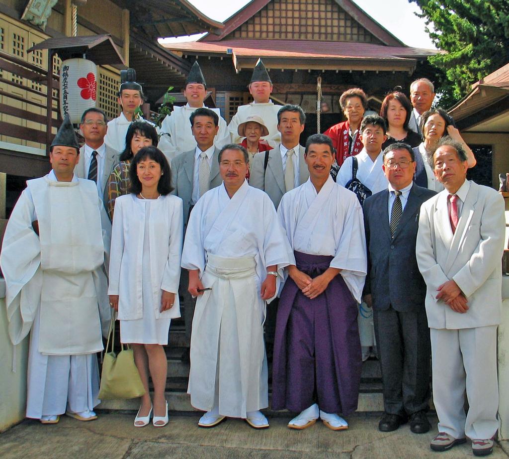 Welcome to Hawaii - Toyama-ken Jinja-cho Toyama-shi Shibu Jinja Honcho (Association of Shinto Shrines), formed in 1946 consists of