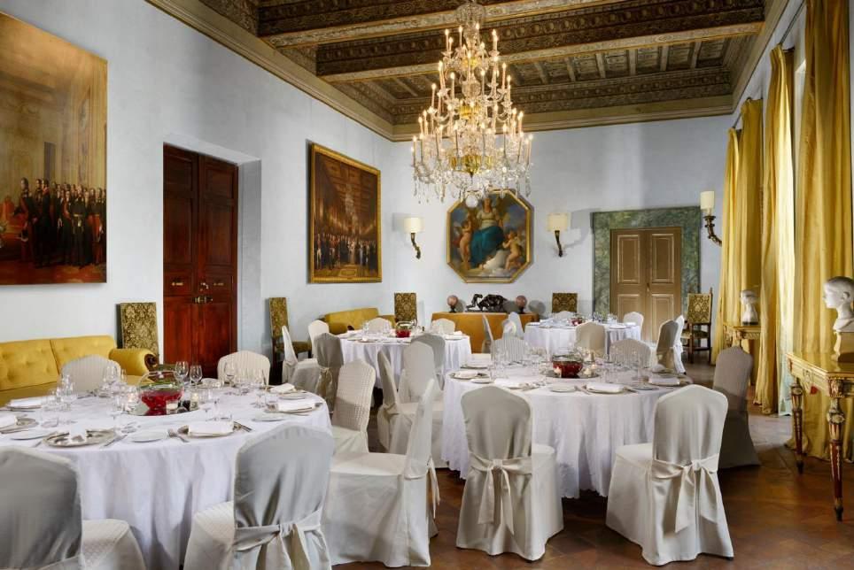 Hotel d Inghilterra offers two magnificent venues for the perfect wedding, the grand frescoed hall of the Salone Inghilterra or the rooftop terrace of the Penthouse Suite.