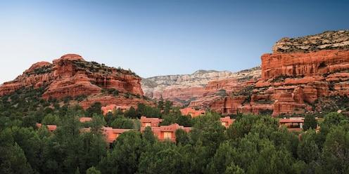 DAY 1: Sedona, Arizona Meal(s) Included: Dinner Accommodations Enchantment Resort Arrive in Phoenix Start enjoying your vacation from the moment you land at Phoenix International Airport!