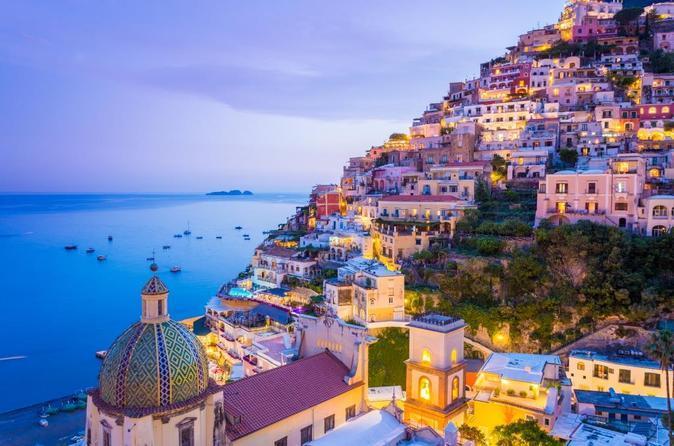 DAY 4 SORRENTO & AMALFI COAST B Today guests will discover breathtaking beauty of Sorrento and visit the UNESCO World Heritage site, the Amalfi Coast.