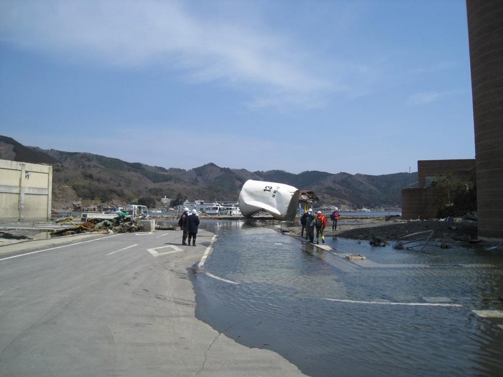 On March, 11, according to survivors, the tsunami warning sounded just after the earthquake, but the system stopped a few minutes later. Like other locations along the Sanriku coast, i.e., Kesennuma, many residences had experienced the 1960 tsunami and tsunami awareness campaign.
