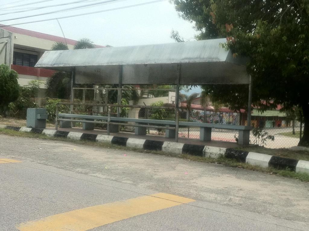 Figure 8: A bus stop is available but buses have stopped coming to Bkt Merah A small market is available in the new village. Villagers can buy their goods in the market.