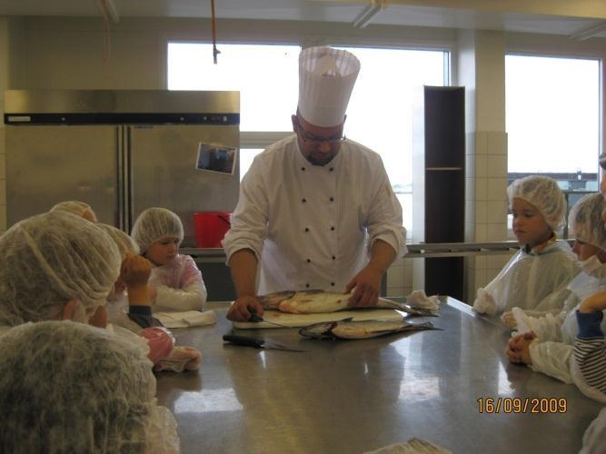 Teaching Kindergarden staff to make delicious
