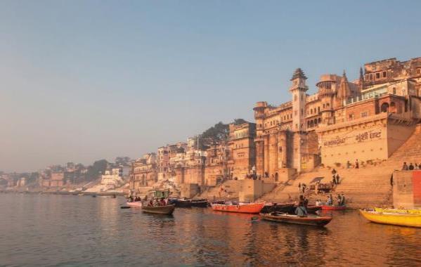 Highlights of India Classic Tour 18 Days Moderate Delhi Varanasi Bandhavgarh Khajuraho Agra Jaipur Jodpur Udaipur