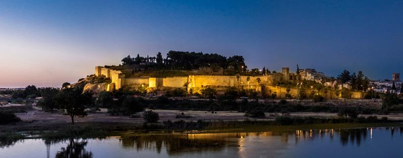 Watch the video of Bastions of light. Puente Real Arab Alcazaba castle Background The Spanish city of Badajoz has been guarding the frontier with Portugal for many years.