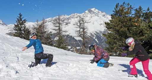TOURS Book t the ESF counter or cll: +33 4 79 20 33 10 Snowshoe tours Hlf dy, full dy, dy nd night tours run dily. This winter, discover the lvvu, ibex nd chmois.