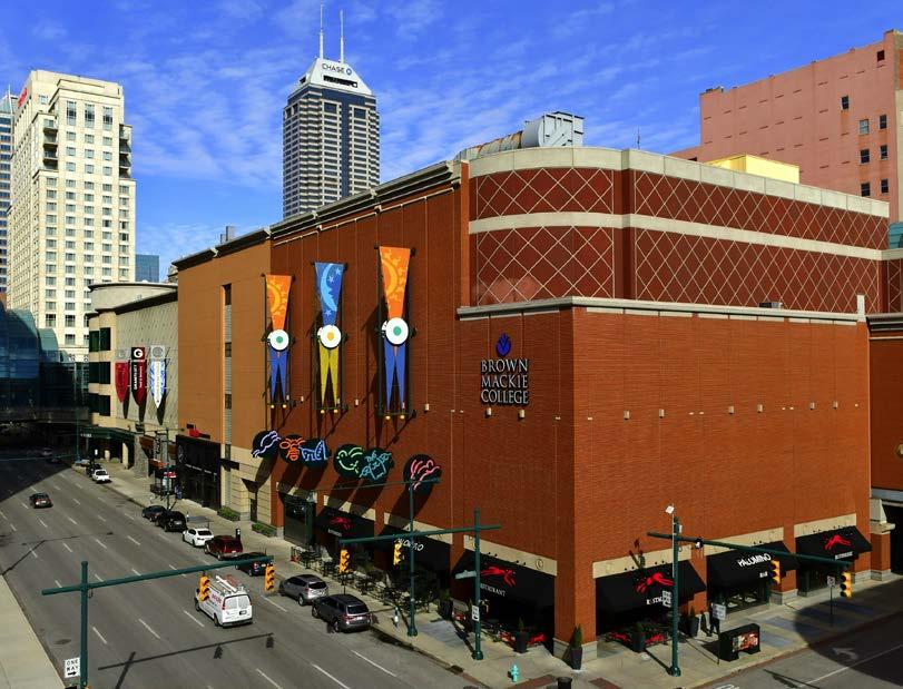 DOWNTOWN MIXED-USE AT ITS BEST Circle Centre Mall is an innovative mixed-use center housing many fine retailers and restaurants.