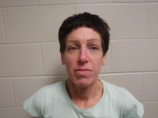 Calling Party: PAGE, LYNN SUBJECT IN LOBBY TURNING HERSELF IN FOR OFC MORIN'S WARRANT Refer To Arrest: 15-829-AR Arrest: PAGE, LYNN MARIE Address: BAYBERRY LN LONDONDERRY, NH Age: 46 Charges: FALSE