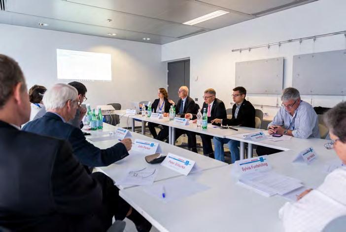 Technical round tables during Vitrum 2017 In an effort to expand upon the topics of interest brought up at the Murano Convention, 4 technical round tables were organized for the morning of October
