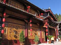 Founded in 1936, Zhenzhuang Guest House was the residence of Yun Long, the governor of Yunnan province in the period of Republic of China.