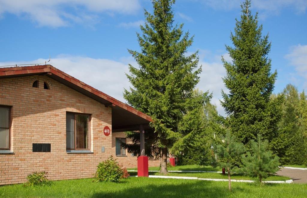 rent in winter Advantages: The hotel is surrounded by 3 hectars of landscaped forest Only 15 minutes` driving distance from the main sights of Kostroma