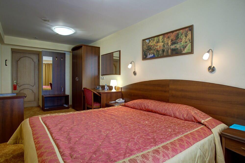 AZIMUT Hotel Kemerovo 3* 41 118 guest rooms: Single rooms Standard rooms Comfort Studio