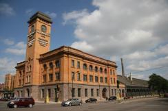 At the intersection of Fifth Avenue and South 2 nd Street, you will see the Ceresota Elevator Built in 1908, the Northwestern Consolidated Milling Company s Elevator A, also known as the Ceresota