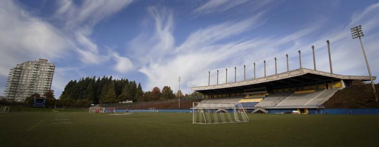 UBC Sports Facilities Thunderbird Stadium Thunderbird Stadium is an open-air, artificial turf stadium used primarily for soccer, football, and rugby. The stadium can seat 3,500 in the main grandstand.
