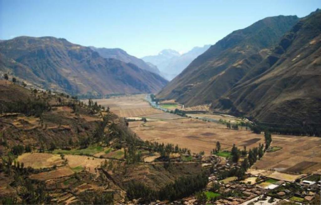 Day10: SacredValley The Urubamba Valley stretches north of Cusco. The valley was formed by the Urubamba River; it lies at lower altitude making its climate milder.