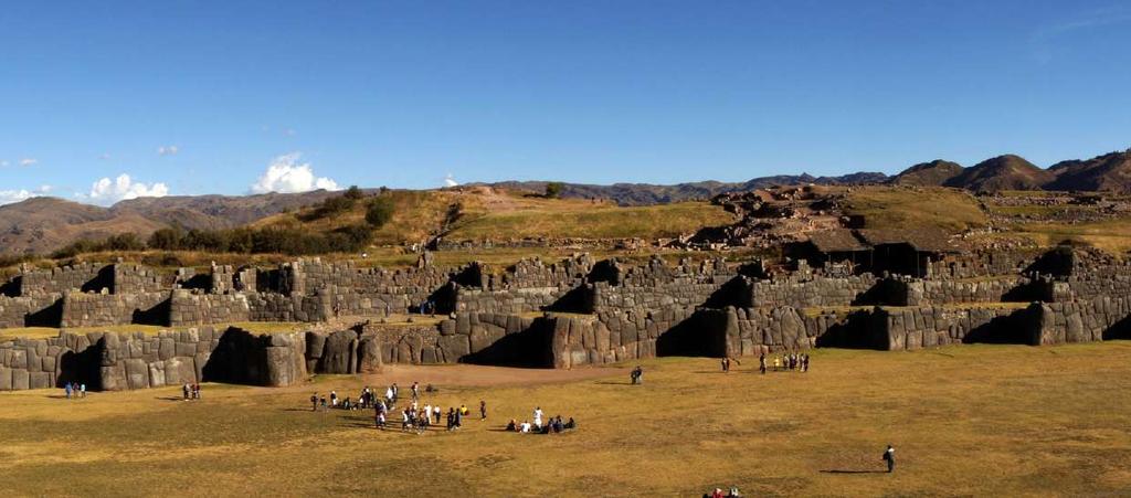 Cusco has a long history and is the oldest continuously inhabited city in all the Americas! Since about 1000 B.C. people have lived in Cusco and regarded it as a center of the surrounding culture (then called Qosqo).