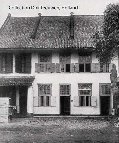 2.8 A typical colonial house at Ruah Malacca; Batavia-Jakarta 1905 3. The old Dutch V.O.C.