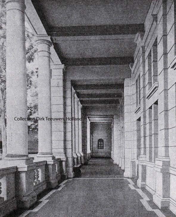 1.10 The Javasche Bank, one of the galleries