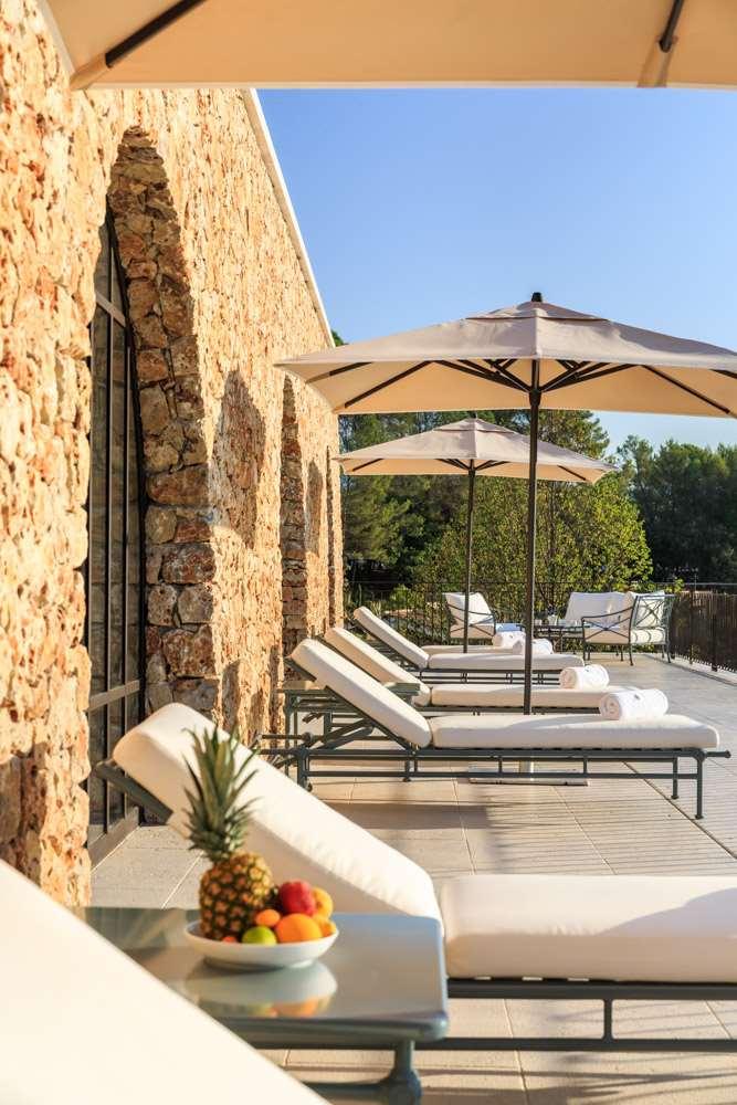 Relaxation day pass Spend a day relaxing & chilling out - Lunch at gastronomic restaurant Le Jardin de Benjamin (menu En plein Coeur du Potager, beverages excluded) - A free access to our Spa