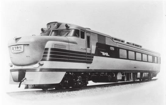 In 1964, Hakutsuru (white crane) was introduced as the first sleeper limited express serving north of to Aomori.