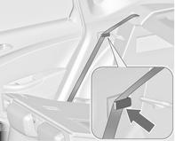 64 Spremište Provedite sigurnosne pojaseve kroz bočne držače radi njihove zaštite od oštećenja. Kada preklapate naslone sjedala, sigurnosne pojaseve izvucite van s njima.