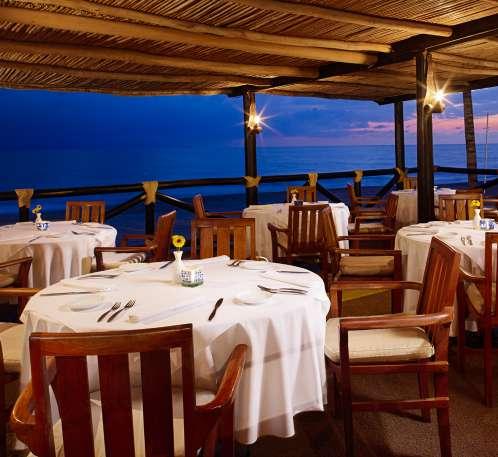 Located just a few minutes from Casa Velas by private shuttle, the resort offers dining at restaurants