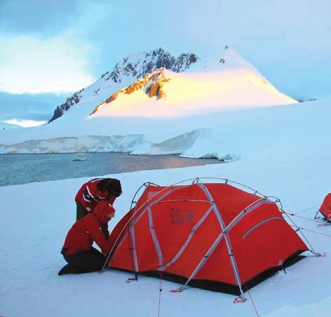ADVENTURE OPTIONS Camping After a full day and delicious dinner onboard, jump back in the Zodiacs and head ashore for a night of camping in Antarctica!
