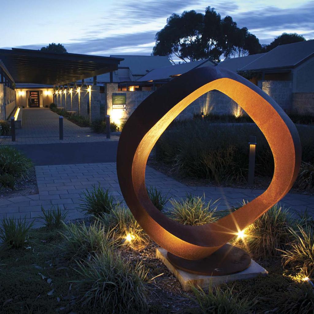 The Louise The Louise is located atop a gentle hill and surrounded by hundreds of acres of vines overlooking the world renowned Barossa Valley.