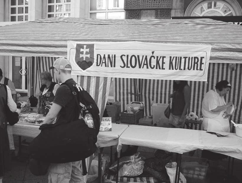 tradičná kultúra Dni slovenskej kultúry na brehu Jadranu Ing. Karol Herian, CSc. Aj v tomto roku sa uskutočnili na brehu Jadranu v prístavnom meste Rijeka už tradičné Dni slovenskej kultúry.