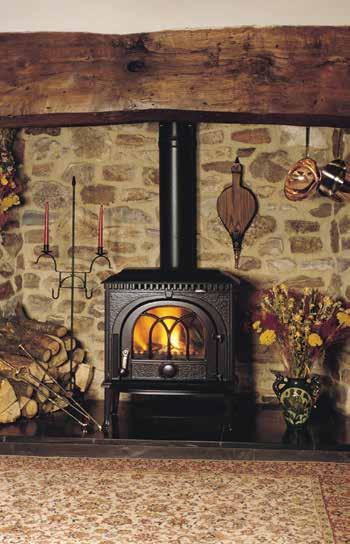JOTUL F400 JOTUL F400 POWERHOUSE The F400 is a large wood stove with room for logs up to 50cm.