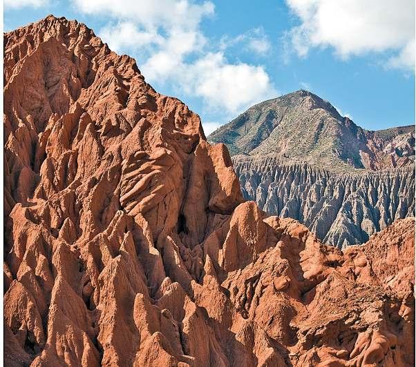 Argentina s Top 20 Quebrada de Humahuaca 3 Cerro de los Siete Colores (Hill of Seven Colors, Click here REPORTAGE/GETTY IMAGES You re a long way from Buenos Aires up here in Argentina s northwestern
