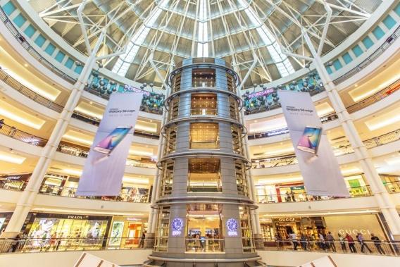 Established in 1977, the seven-storey mall is one of Kuala Lumpur s most instantly recognizable shopping centres.