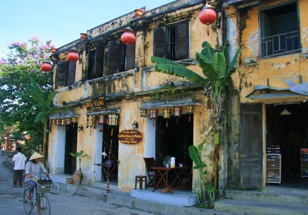 A short walking tour will introduce you to the highlights of this enchanting and historical town with highlights including the Chua Ong Pagoda, Chinese Assembly Hall, 200-year-old Tam Ky house,
