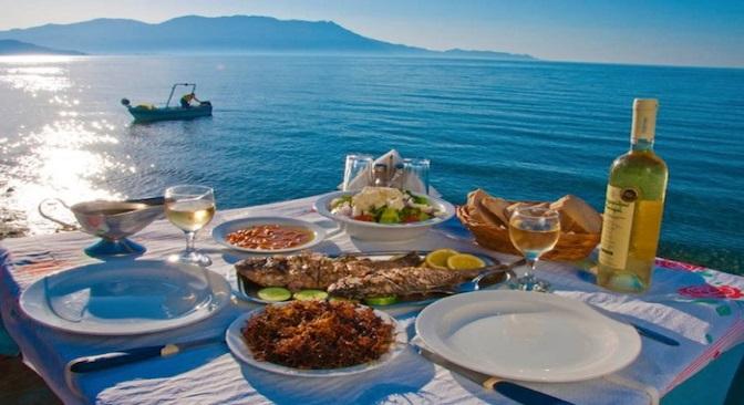 Gastronomical Athens Greek gastronomy comes with 3.
